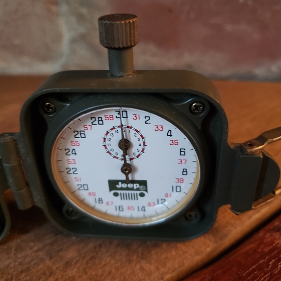 2005 Jeep Cherokee Compass/Stop Watch - Picture 4 of 4